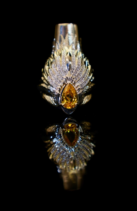 Krystal Queen of Egypt Hookah Tip – Handcrafted, 18K Gold Plated, Luxury Mouthpiece Design