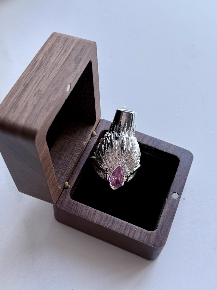 Krystal Queen of Egypt Hookah Tip – Handcrafted, 18K Gold Plated, Luxury Mouthpiece Design